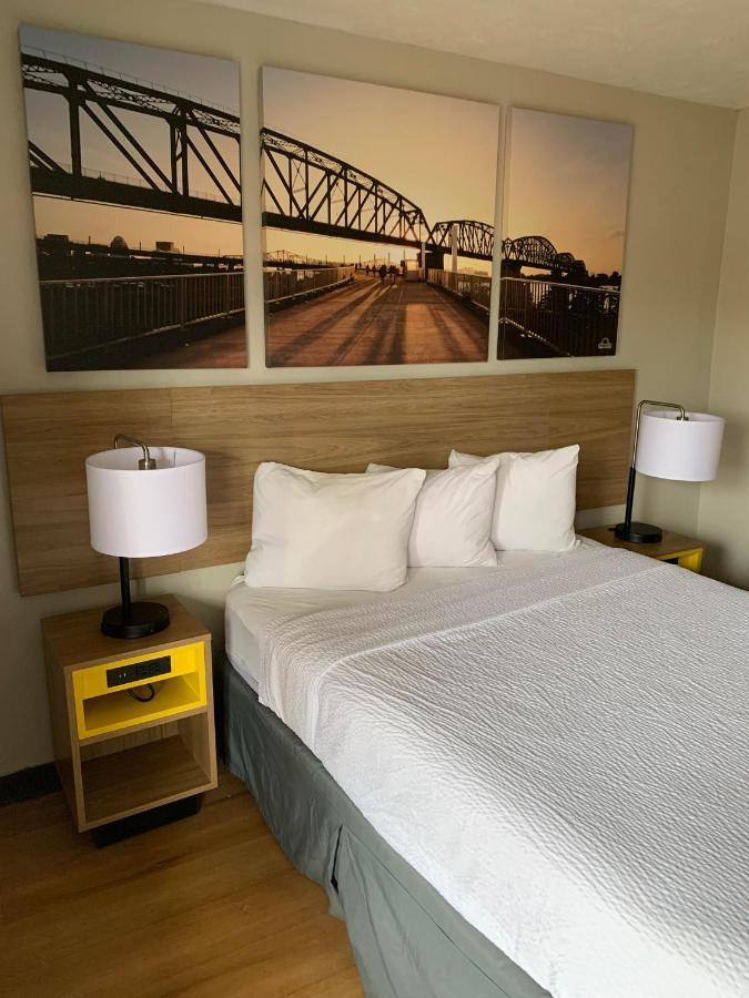 Days Inn By Wyndham Louisville Airport Fair And Expo Center Kültér fotó