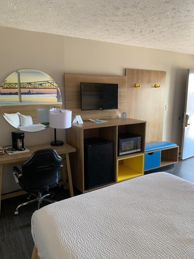 Days Inn By Wyndham Louisville Airport Fair And Expo Center Kültér fotó